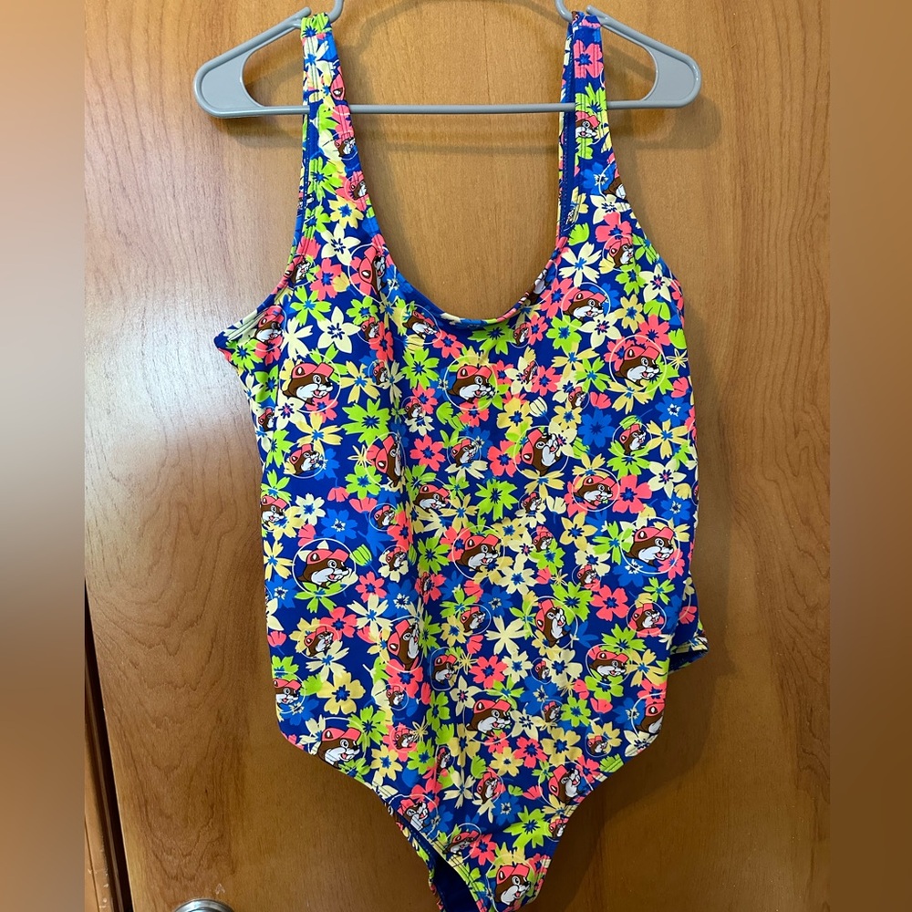 Never worn! Buc-ee’s Swimming suit